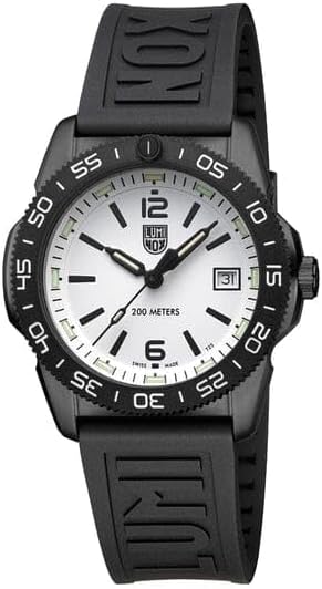 Luminox - Pacific Diver - Mens Watch - Dive Watch - Swiss Quartz - 200M Water Resistant - Sapphire Crystal - Stainless Steel Case - Watches for Men Swiss Made